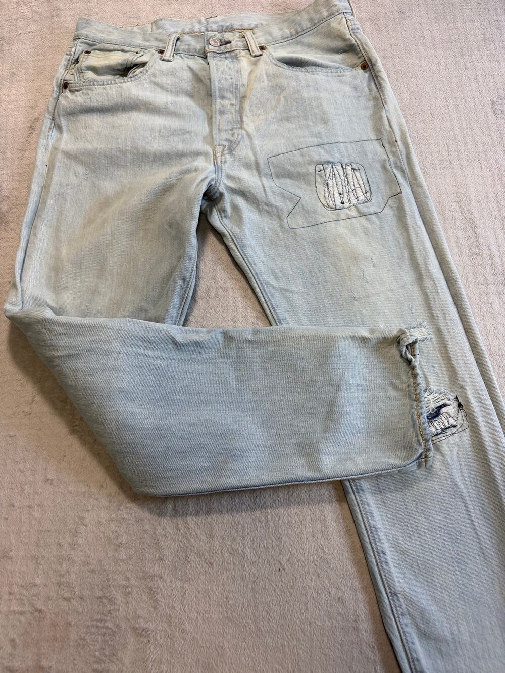 Levi’s 501 CT Men’s 31Customized Tapered Patchwork Distressed Light Wash Jeans